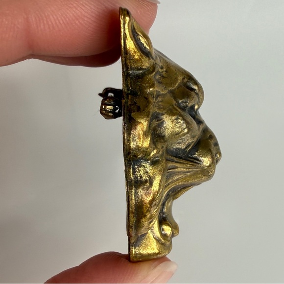 Vintage Joseff of Hollywood Tiger Head Repoussé Brooch - Picture 7 of 15